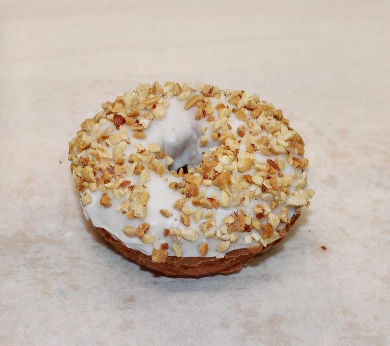 Brown Cake Van-Peanut.