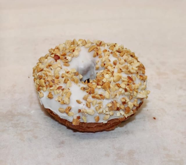 Brown Cake Van-Peanut.
