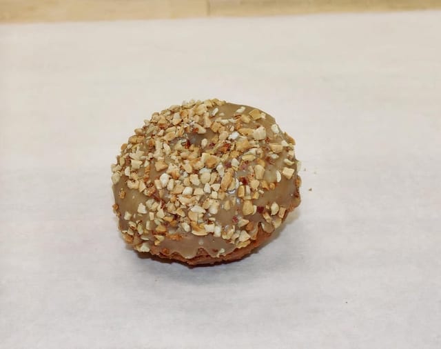 Brown Cake Maple-Peanut.